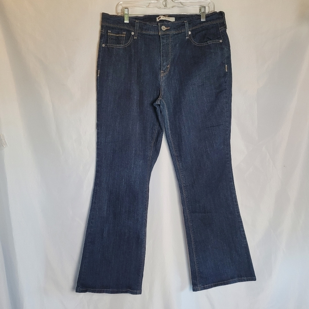 Levi Strauss & Co Women's Dark Wash 515 Boot Cut Jeans Size 14 Short